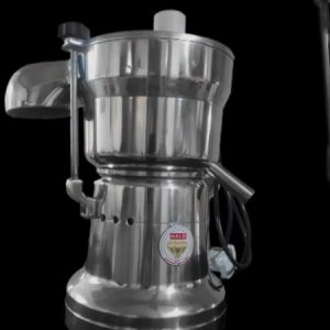 چگونه آبمیوه گیری صنعتی را بشوریم